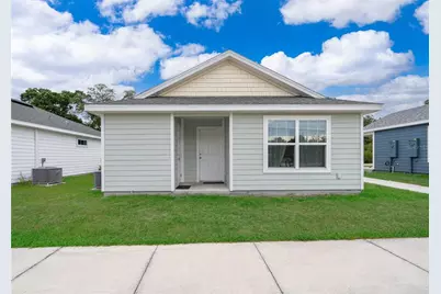 1360 Cottage Circle, Tavares, FL 32778 - Photo 16
