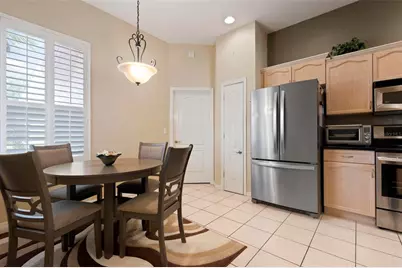 6852 Sagebrush Circle, Sarasota, FL 34243 - Photo 16