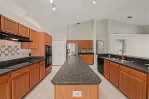 5146 New Savannah Cir, Wesley Chapel, FL 33545 - Photo 14