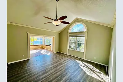 801 Silverthorn Lane, Sun City Center, FL 33573 - Photo 4