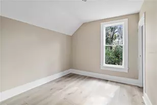 821 E Lemon Ave, Eustis, FL 32726 - Photo 22