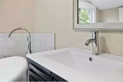 821 E Lemon Avenue, Eustis, FL 32726 - Photo 20