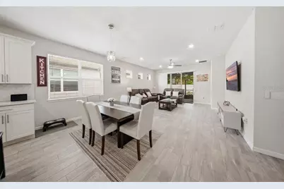 13640 Splashing Isla Drive, Winter Garden, FL 34787 - Photo 6
