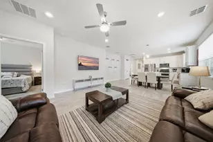 13640 Splashing Isla Dr, Winter Garden, FL 34787 - Photo 8