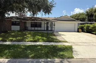 10630 Eastview Dr, Orlando, FL 32825 - Photo 2