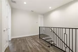 4910 W McElroy Ave, Tampa, FL 33611 - Photo 34