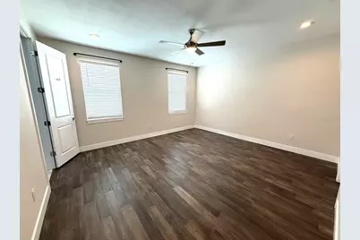 4910 W McElroy Avenue #3, Tampa, FL 33611 - Photo 8