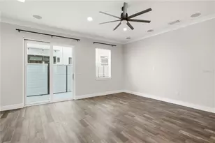 4910 W McElroy Ave, Tampa, FL 33611 - Photo 22