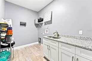125 Longwood Dr, Osteen, FL 32764 - Photo 14