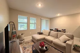 10805 Fanning Spgs Ct, Tampa, FL 33647 - Photo 6