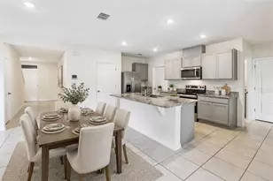 2945 Elio Hammock Dr, Harmony, FL 34773 - Photo 4
