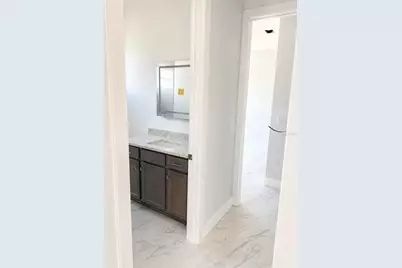 9057 Bantry Bay Boulevard, Englewood, FL 34224 - Photo 12