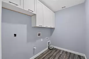 2595 Hagoplan Ln, North Port, FL 34288 - Photo 24