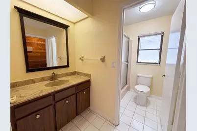 1301 Lucaya Avenue, Venice, FL 34285 - Photo 18