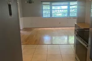 120 Lindenwood Ln, Kissimmee, FL 34743 - Photo 6