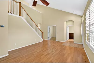 10801 Spring Mountain Place, Tampa, FL 33626 - Photo 10