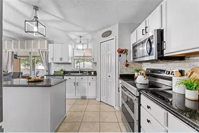 1778 Sunset Ridge Drive, Mascotte, FL 34753 - Photo 12