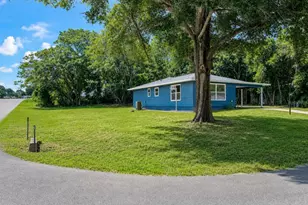 49 Lake Ct Loop, Ocala, FL 34472 - Photo 2