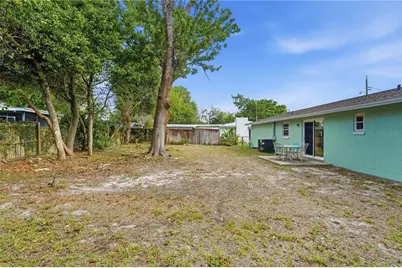 1528 Valencia Avenue, Daytona Beach, FL 32117 - Photo 4