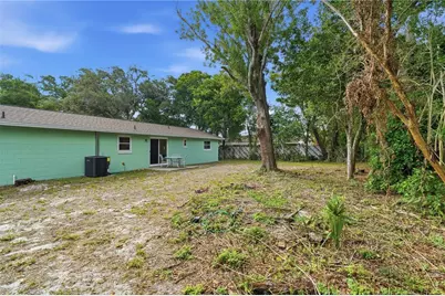 1528 Valencia Avenue, Daytona Beach, FL 32117 - Photo 6