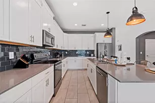8983 Backswing Way, Davenport, FL 33896 - Photo 10