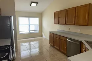 11941 Hatcher Cir, Orlando, FL 32824 - Photo 8