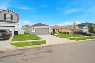 2942 Lavanda Dr, Haines City, FL 33844 - Photo 2
