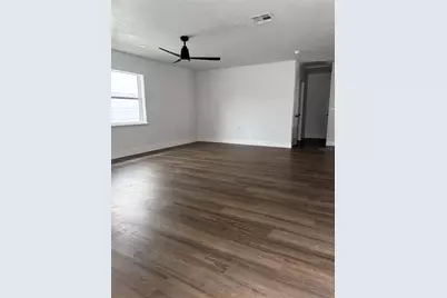 1819 Shore Acres Boulevard NE, Saint Petersburg, FL 33703 - Photo 18