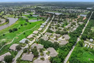 2404 Nantucket Glen Pl, Sun City Center, FL 33573 - Photo 18