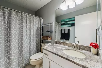 2404 Nantucket Glen Place #2404, Sun City Center, FL 33573 - Photo 10