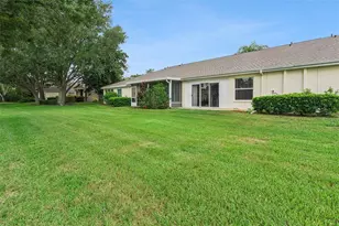 2404 Nantucket Glen Pl, Sun City Center, FL 33573 - Photo 14
