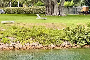 304 Golfview Rd, North Palm Beach, FL 33408 - Photo 56