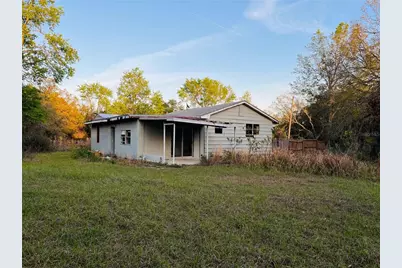 20715 SE 141st Place, Umatilla, FL 32784 - Photo 2