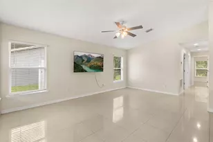 339 Chinaberry Ave, Oviedo, FL 32765 - Photo 4
