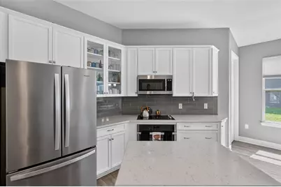 24414 Woodhill Court, Sorrento, FL 32776 - Photo 8