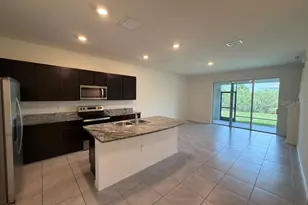 8920 Milestone Dr, Sarasota, FL 34238 - Photo 8