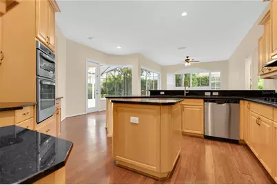 8018 Waterview Boulevard, Bradenton, FL 34202 - Photo 10