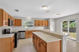 2832 Breezy Meadow Rd, Apopka, FL 32712 - Photo 6