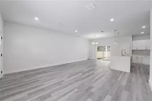 17386 SW 25th Cir, Ocala, FL 34473 - Photo 2