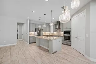 11610 Dublin Grafton Dr, Riverview, FL 33579 - Photo 6