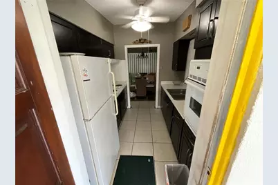 2423 Savoy Drive, Orlando, FL 32808 - Photo 10