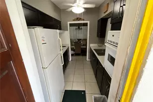 2423 Savoy Dr, Orlando, FL 32808 - Photo 10
