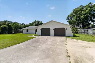 4840 Lake Cecile Dr, Kissimmee, FL 34746 - Photo 2