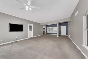 1209 S Crystal Lake Dr, Orlando, FL 32806 - Photo 16