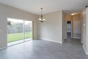 1116 Jessamine Lake Ct, Orlando, FL 32839 - Photo 6