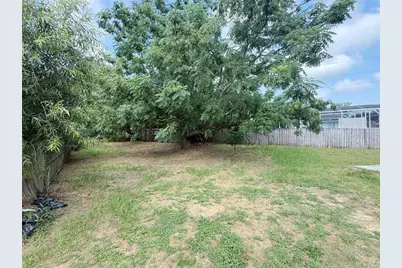 7425 Villas Oak Court, Orlando, FL 32835 - Photo 4