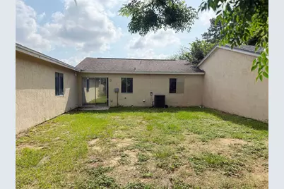 7425 Villas Oak Court, Orlando, FL 32835 - Photo 6