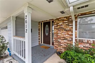 2612 Timberlake Dr, Orlando, FL 32806 - Photo 2