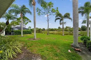 746 Harrington Lake Dr N, Venice, FL 34293 - Photo 10