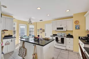 746 Harrington Lake Dr N, Venice, FL 34293 - Photo 38